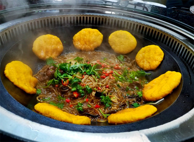 对撇子东北铁锅炖 对撇子东北铁锅炖