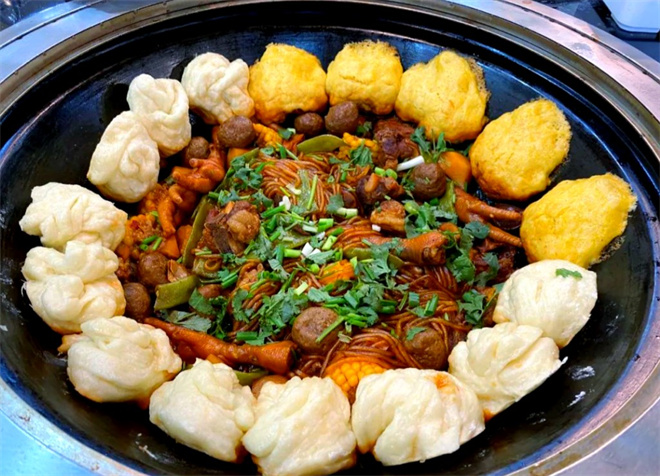 对撇子东北铁锅炖加盟 对撇子东北铁锅炖加盟