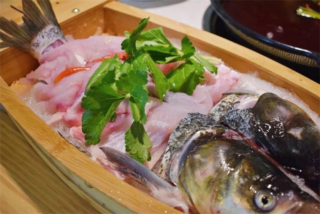 鱼宫主鲜鱼火锅加盟