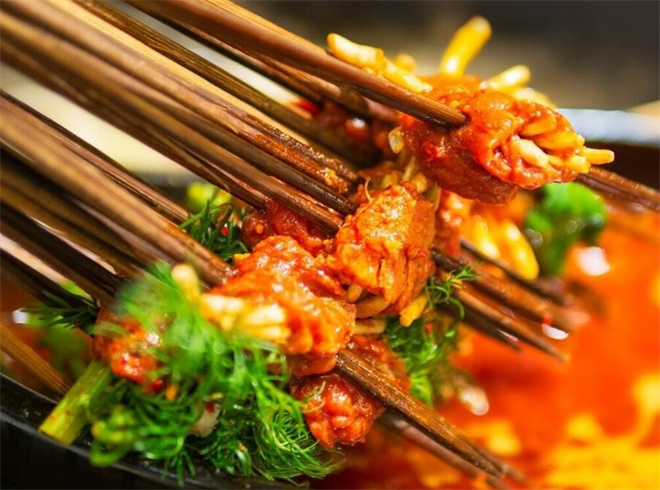 七婆串串香加盟