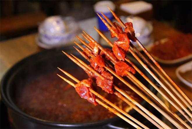 耍哥串串香加盟