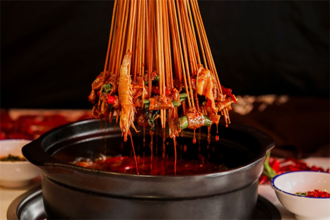 七婆串串香加盟