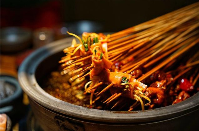 观窑砂锅串串香