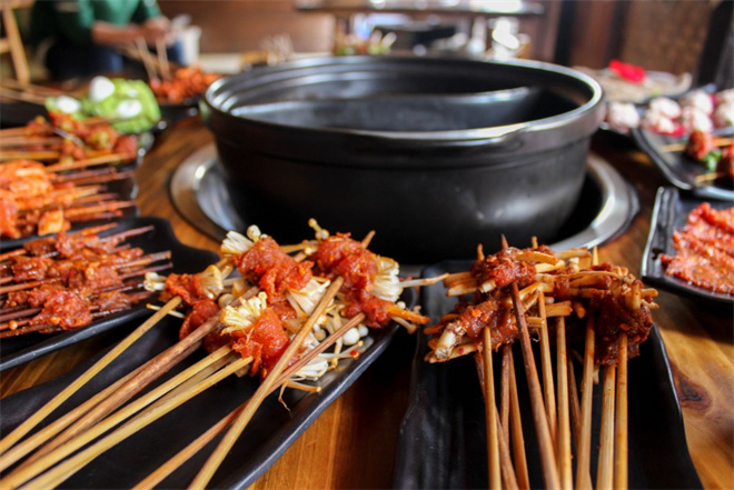 斗城老妈串串香