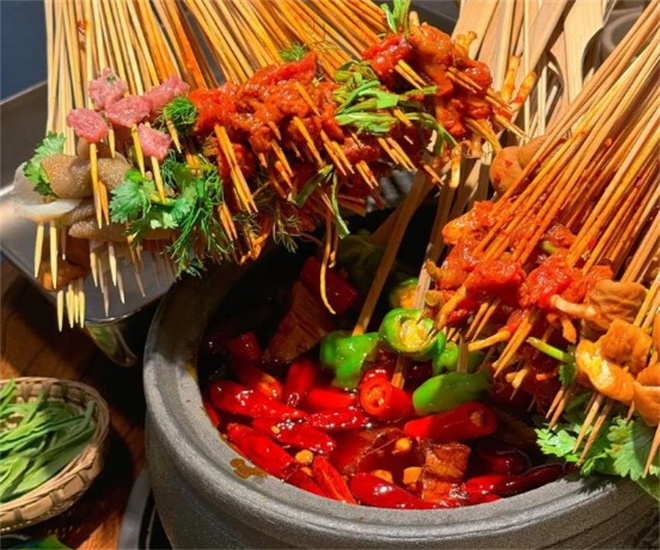 客串砂锅火锅串串加盟