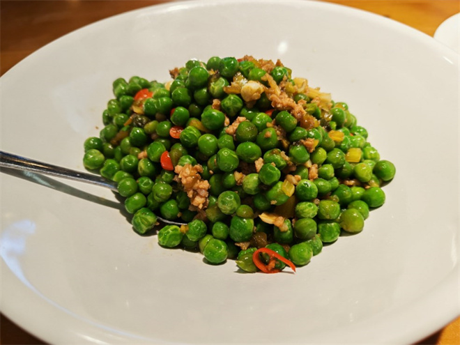 小辣椒湘菜馆加盟