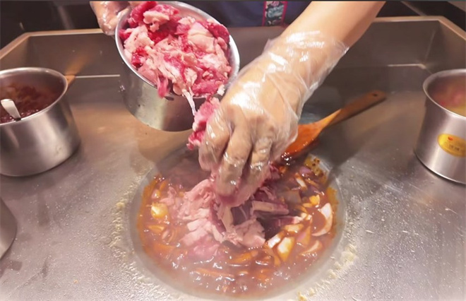 柳真真云贵山岭烤肉