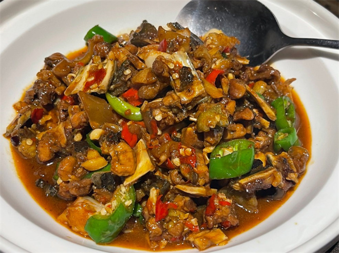 笨甲鱼江西小炒