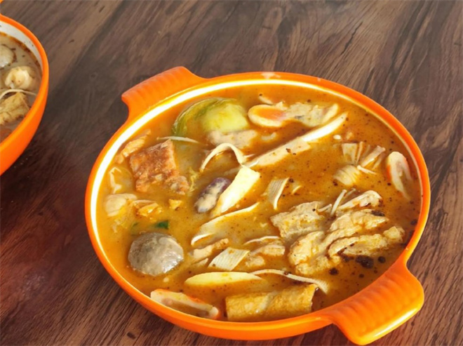 小林家老式鲜货麻辣烫加盟