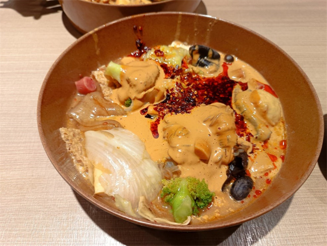 川老哈麻辣烫加盟