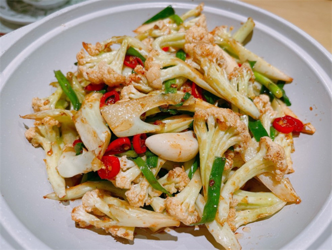 菜小湘辣椒炒肉加盟