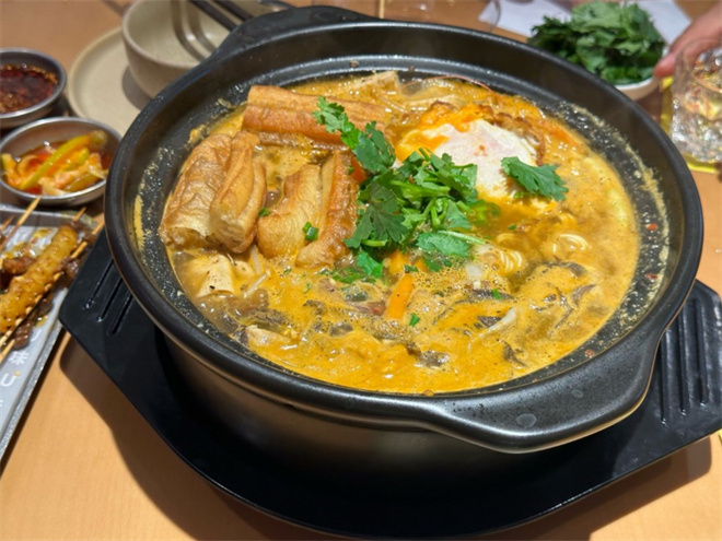 斗斗司砂锅麻辣烫