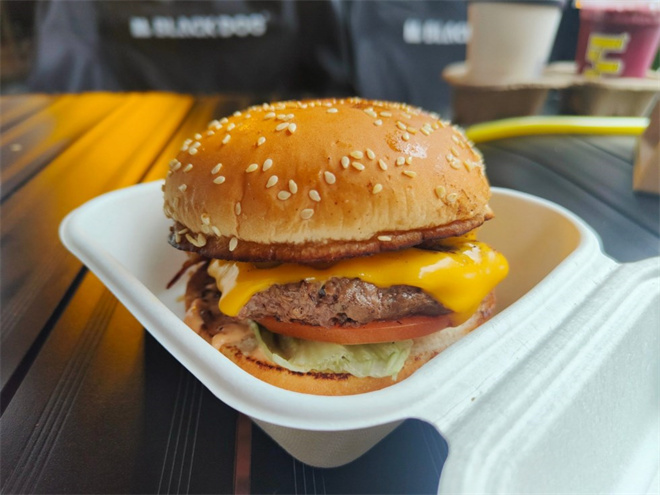 黑一牛手作汉堡加盟