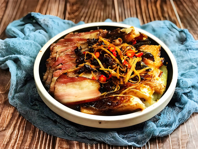 秋收里湖南蒸菜农家小炒