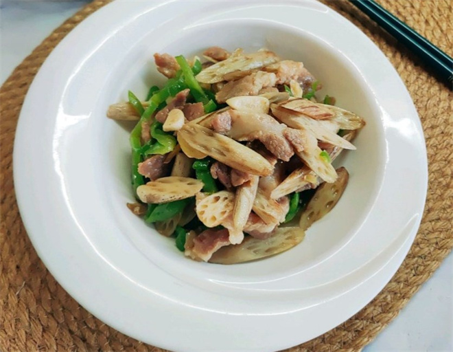 喜禾年健康家常菜新中式轻食加盟