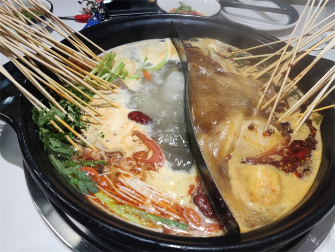 算盘串串火锅加盟