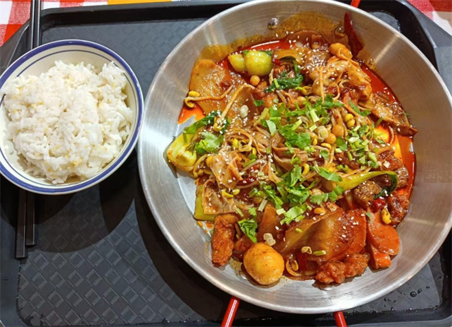 川人上灶麻辣香锅 川人上灶麻辣香锅