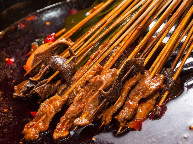 美美蝶串串香火锅加盟