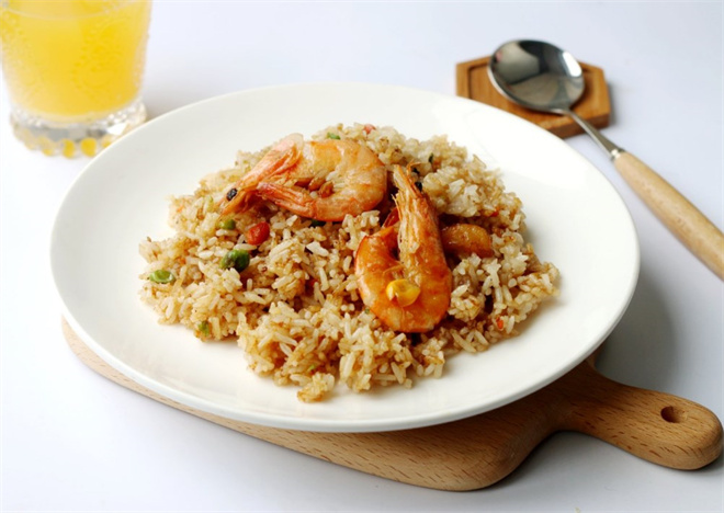 猫不乖海鲜炒饭加盟