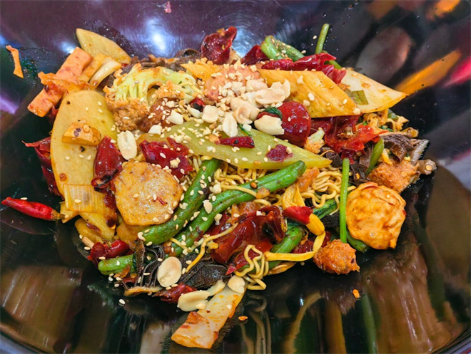 益皖香麻辣香锅加盟