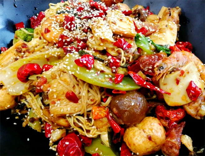 益皖香麻辣香锅加盟