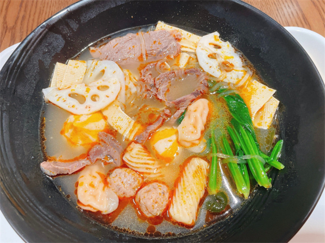 麻九九大碗麻辣烫加盟
